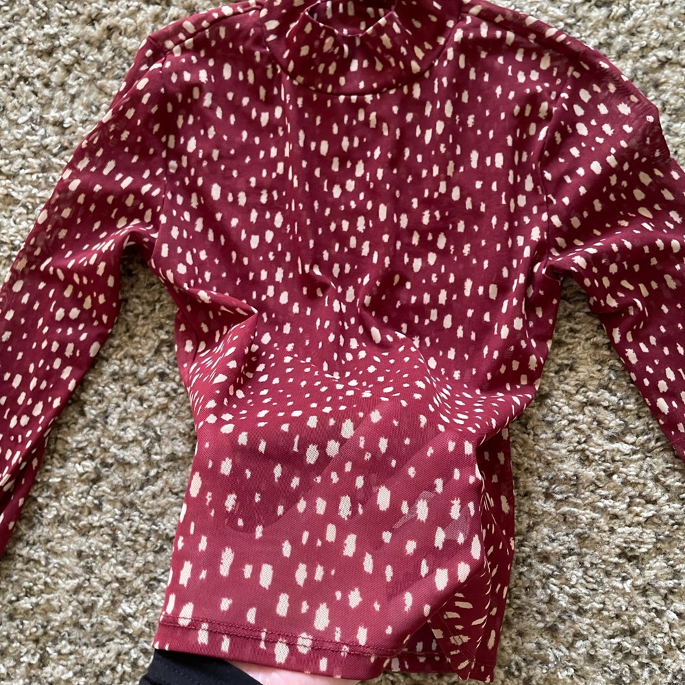Mesh top - Picture 2 of 2